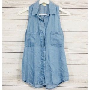 Cloth+Stone Chambray Dot Sleeveless Collared Shirt